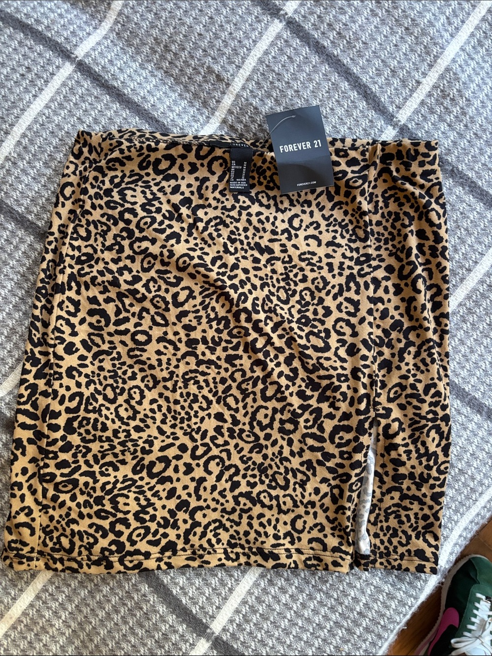 Forever 21 Black and Tan Leopard Print Mini Skirt
